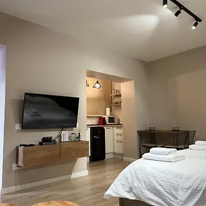 4seasonsgea , Deluxe , Centre , Apartament Tirana